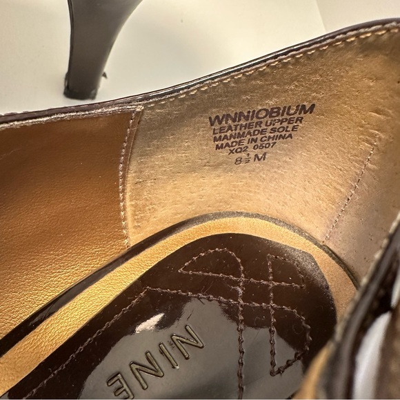 NINE WEST Patent Leather Brown Mary Jane Sandal Heel Ankle Strap Size 8.5 - Picture 10 of 11